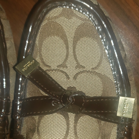 Mint Coach Signature Loafers 9 - Picture 5 of 8